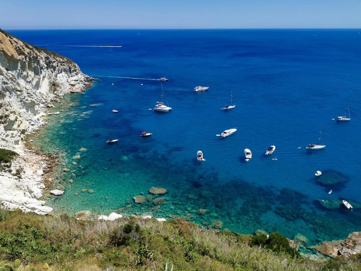 La Casa Del Capitano Ponza Exterior foto